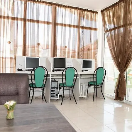 Sun Village Complex Sluneční pobřeží