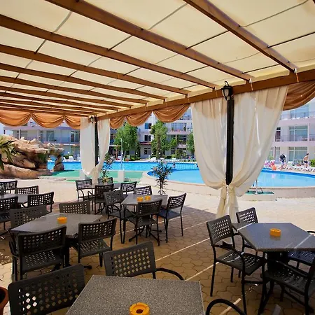 Sun Village Complex 4* Sluneční pobřeží