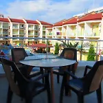 Sun Village Complex Sluneční pobřeží