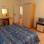 Sun Village Complex 4* Sluneční pobřeží