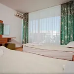 Sun Village Complex Sluneční pobřeží