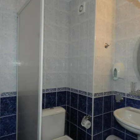 מלון דירות Sun Village Complex 4*