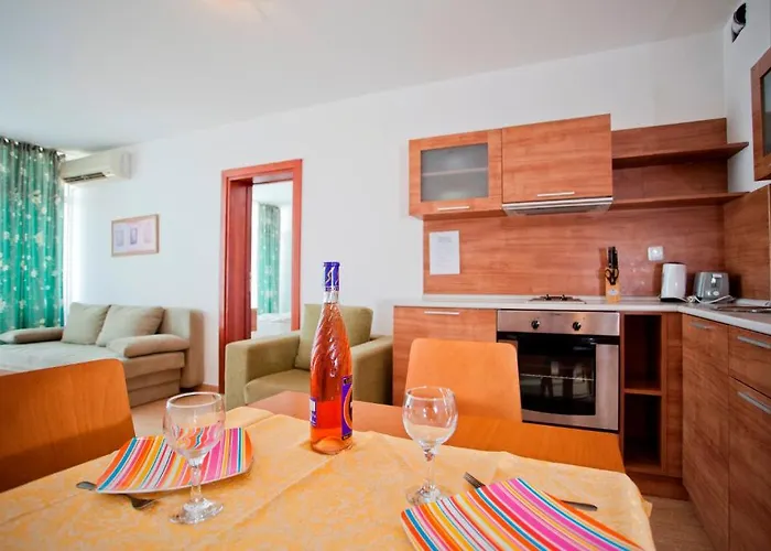 Sun Village Complex Aparthotel