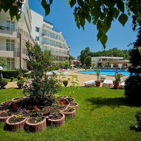 Sun Village Complex 4*