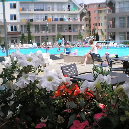 Sun Village Complex Apartmanhotel Napospart
